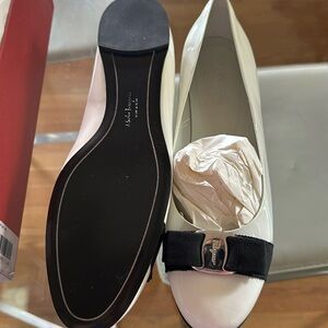 Salvatore Ferragamo new ballet flats